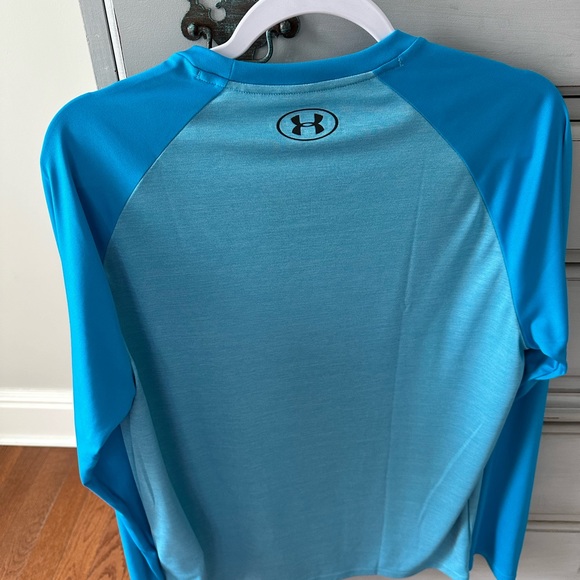 Under Armour Henley - Picture 4 of 4